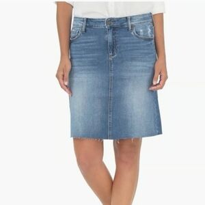 KUT from the Kloth Melinda Denim Skirt Women’s Size 8 Blue Wash Raw Hem Mini